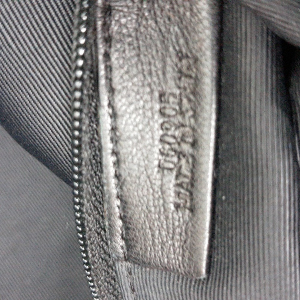 Loewe Amazona 35 Silver Handbag With Lock and Key - Picture 12 of 16